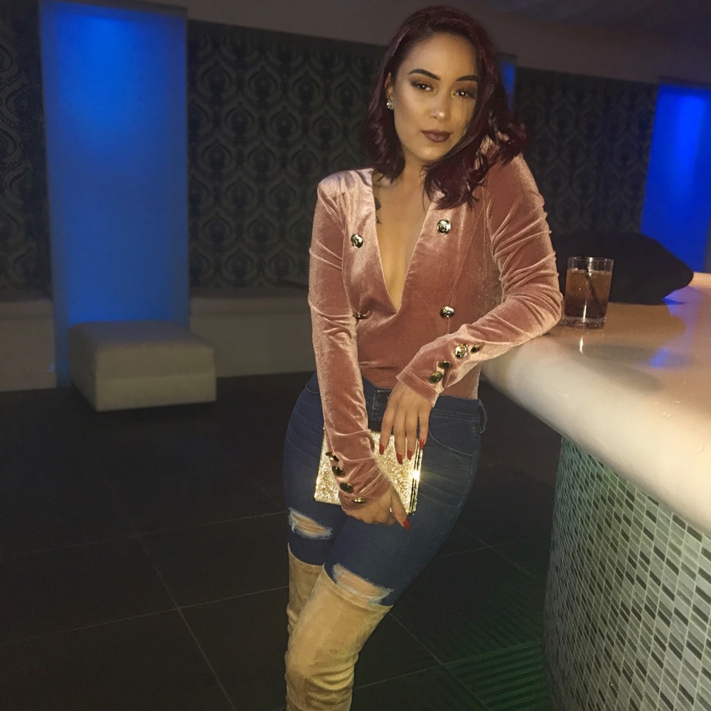 Long Sleeve Mauve Velvet V-Cut Bodysuit